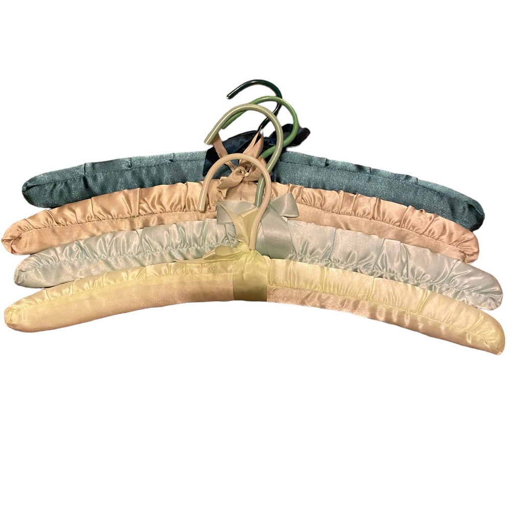Ocean dreams set of padded satin fabric hangers, set of 4